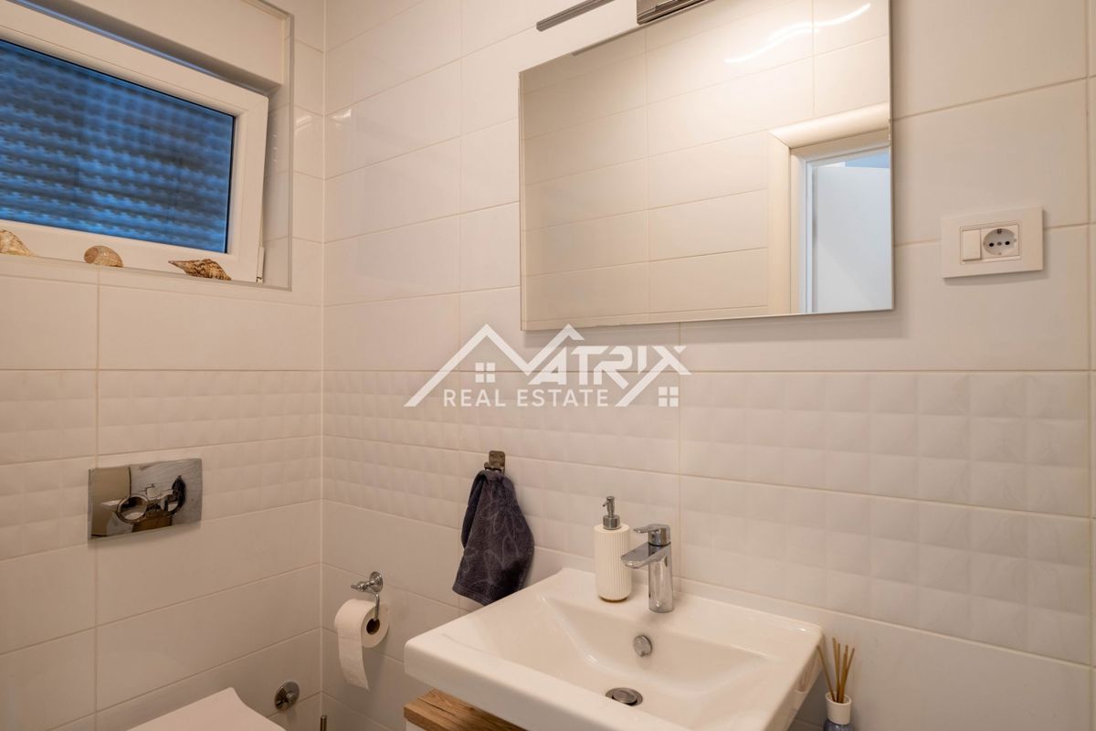 House For sale - ISTARSKA NOVIGRAD