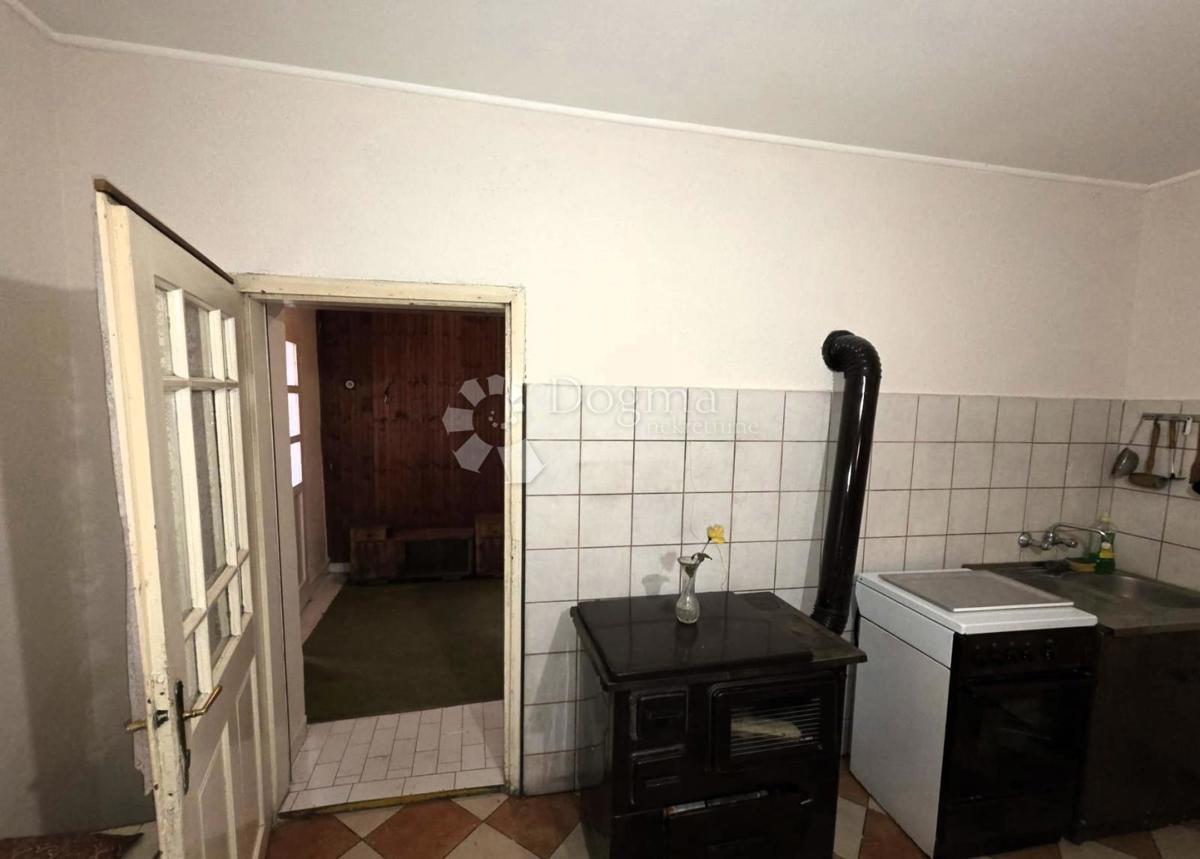 Casa In vendita - OSJEČKO-BARANJSKA OSIJEK