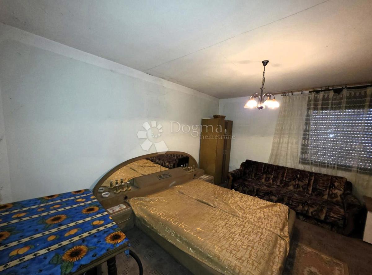Casa In vendita - OSJEČKO-BARANJSKA OSIJEK