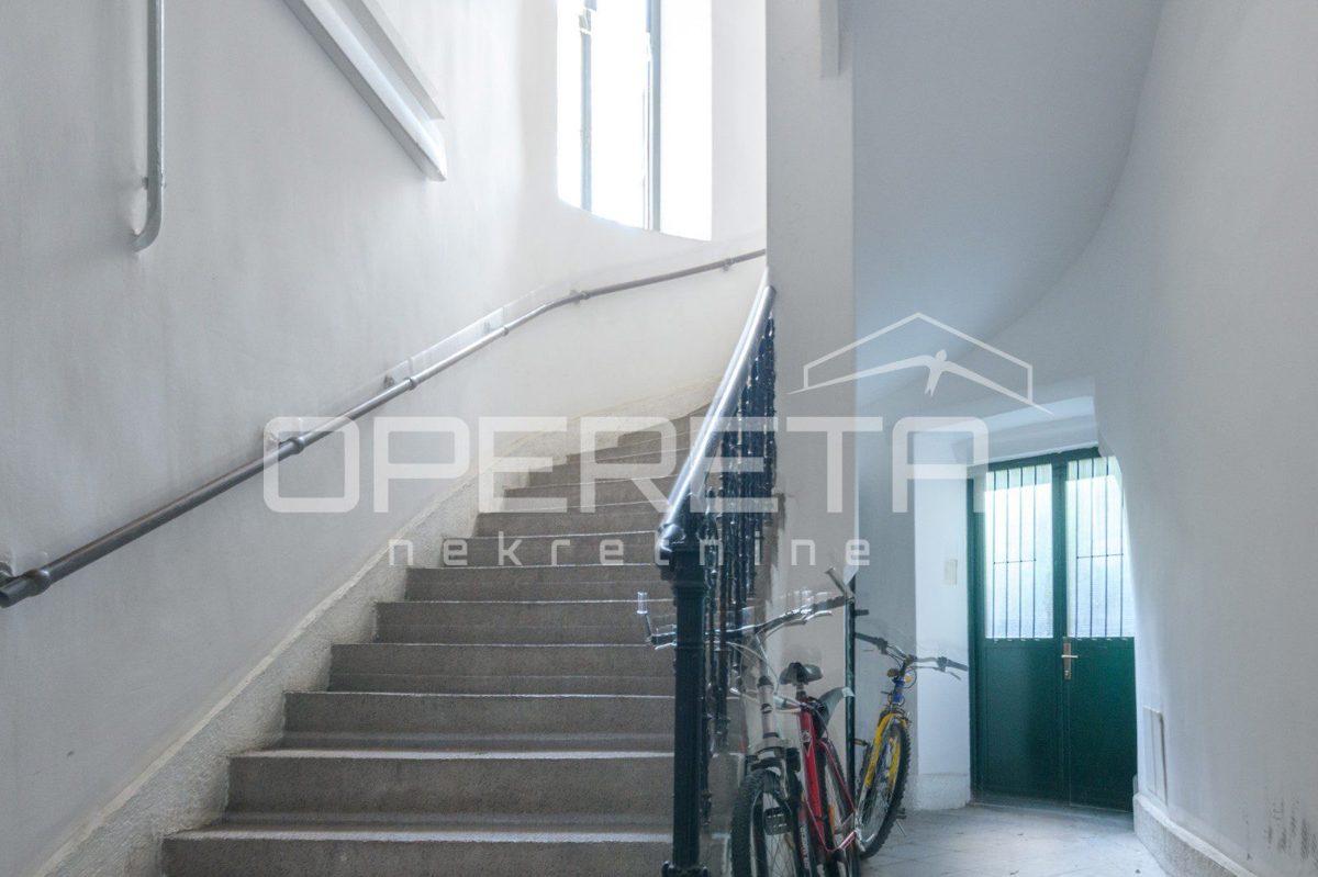Appartement À louer - GRAD ZAGREB ZAGREB