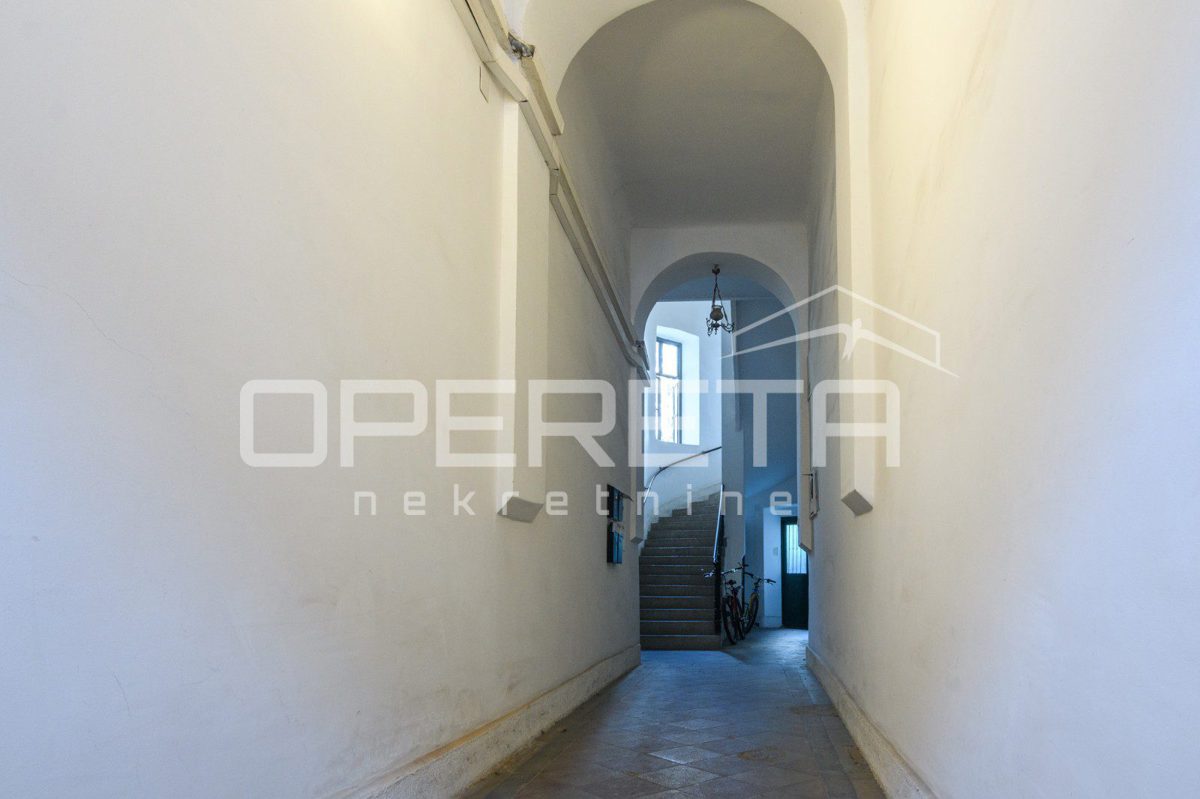 Appartement À louer - GRAD ZAGREB ZAGREB