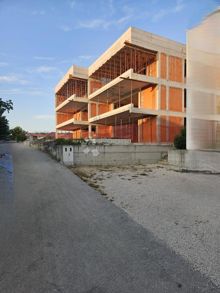 Flat For sale - ZADARSKA RAŽANAC