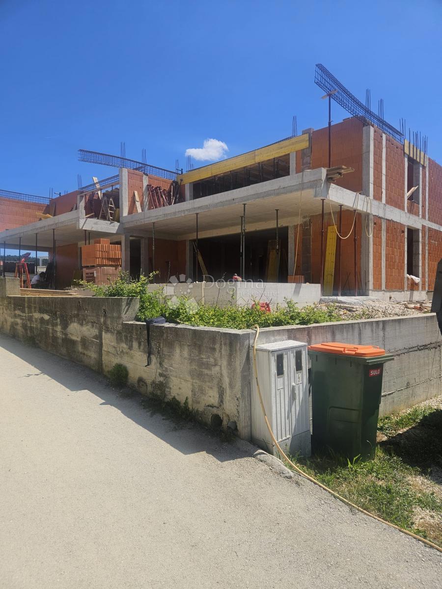 Flat For sale - ZADARSKA RAŽANAC