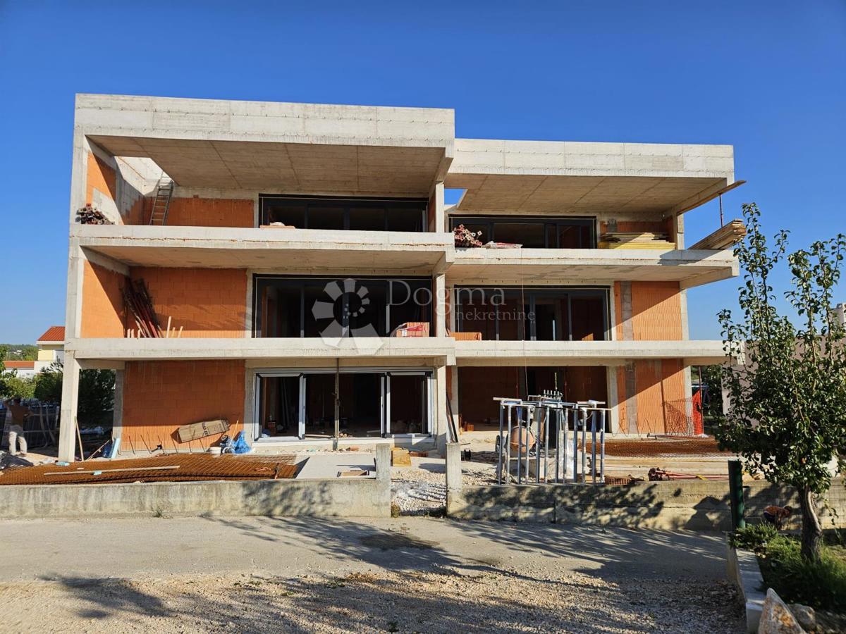 Flat For sale - ZADARSKA RAŽANAC
