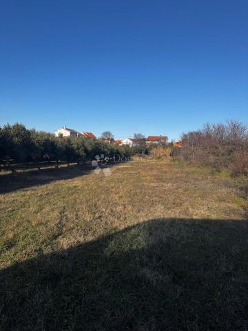 Grundstück zu verkaufen 1400 m² – Zemunik Donji
