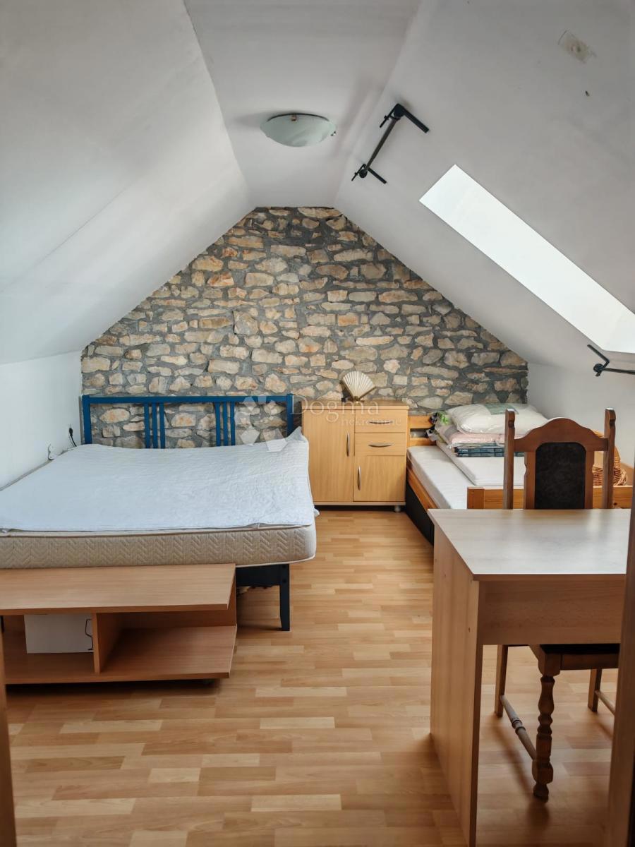 Appartement À vendre - ŠIBENSKO-KNINSKA PROMINA