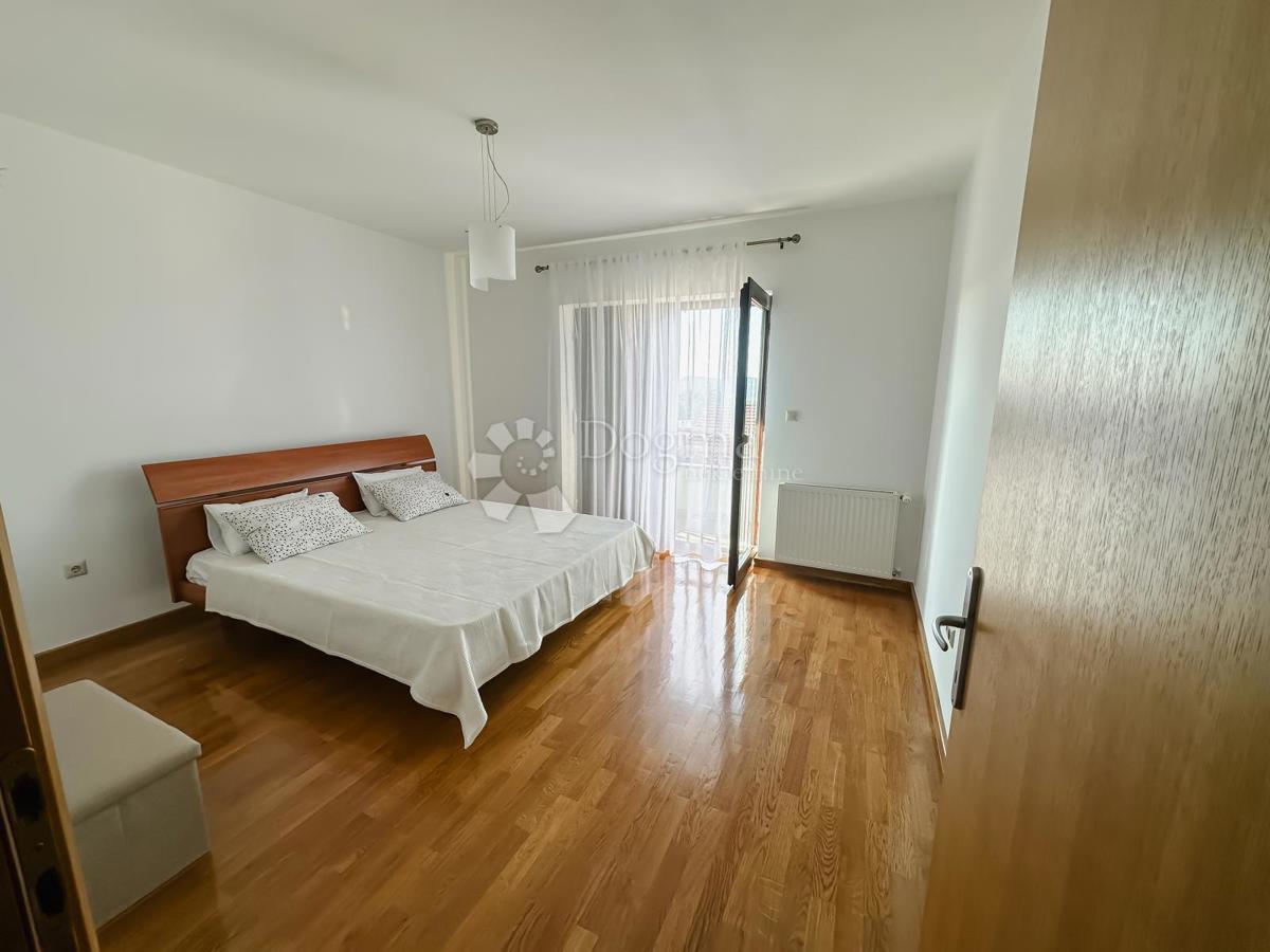 Apartment Zu verkaufen - ŠIBENSKO-KNINSKA ŠIBENIK