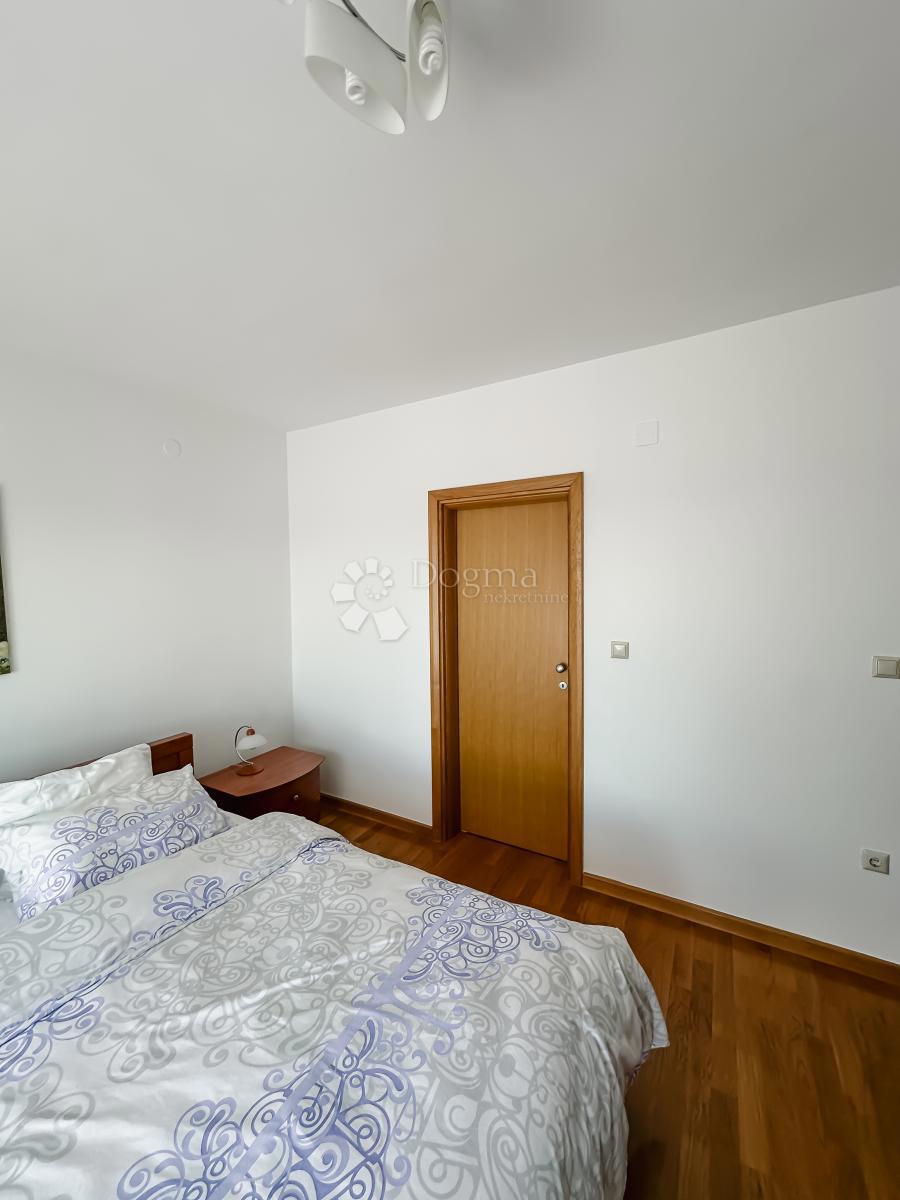 Apartment Zu verkaufen - ŠIBENSKO-KNINSKA ŠIBENIK