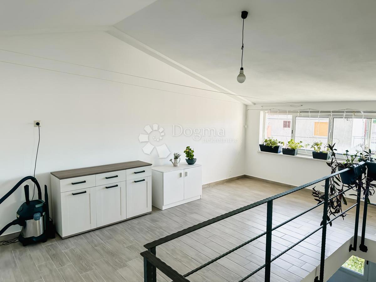 Apartment Zu verkaufen - ŠIBENSKO-KNINSKA ŠIBENIK