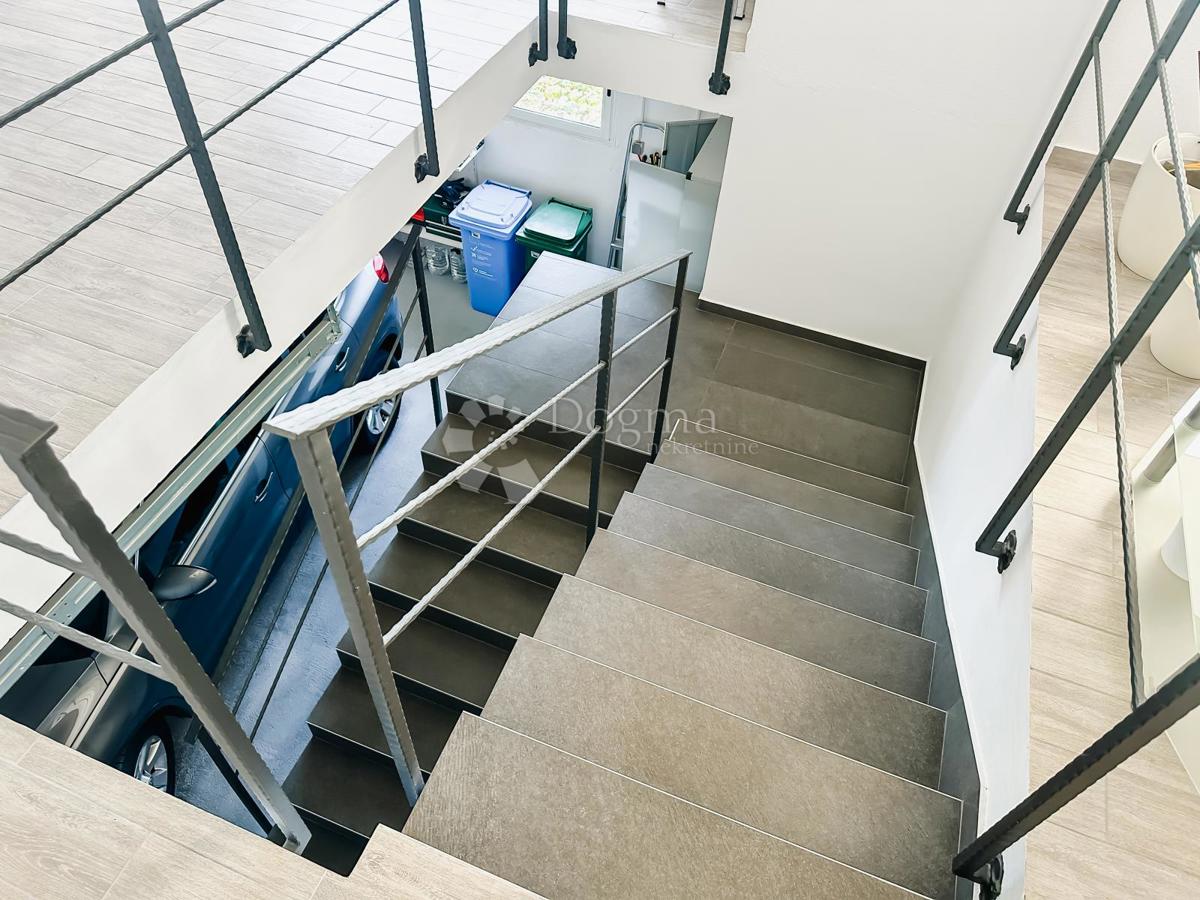 Apartment Zu verkaufen - ŠIBENSKO-KNINSKA ŠIBENIK