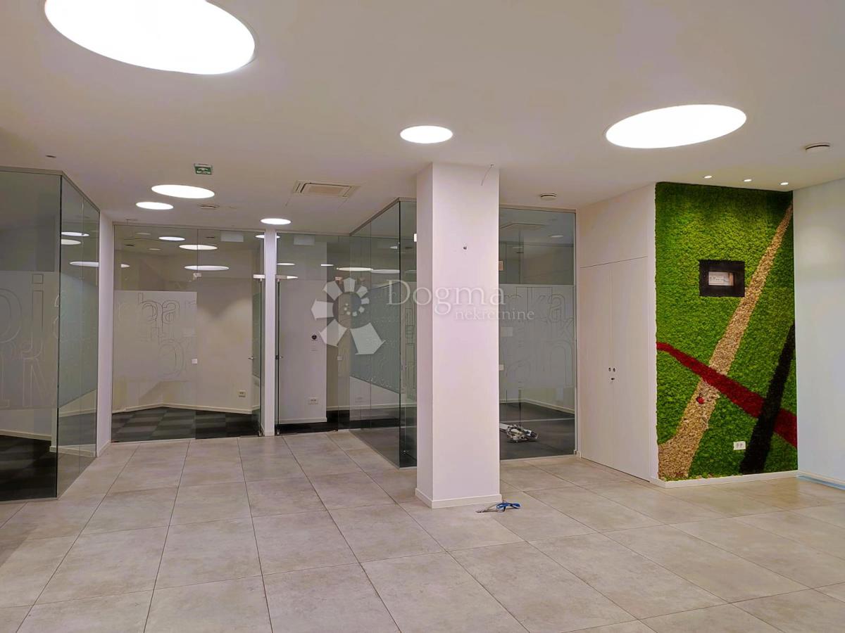 Commerciale In vendita - MEĐIMURSKA ČAKOVEC