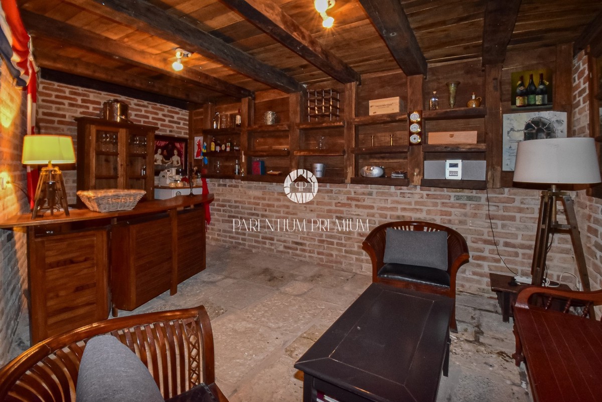 Dom Na predaj - ISTARSKA POREČ