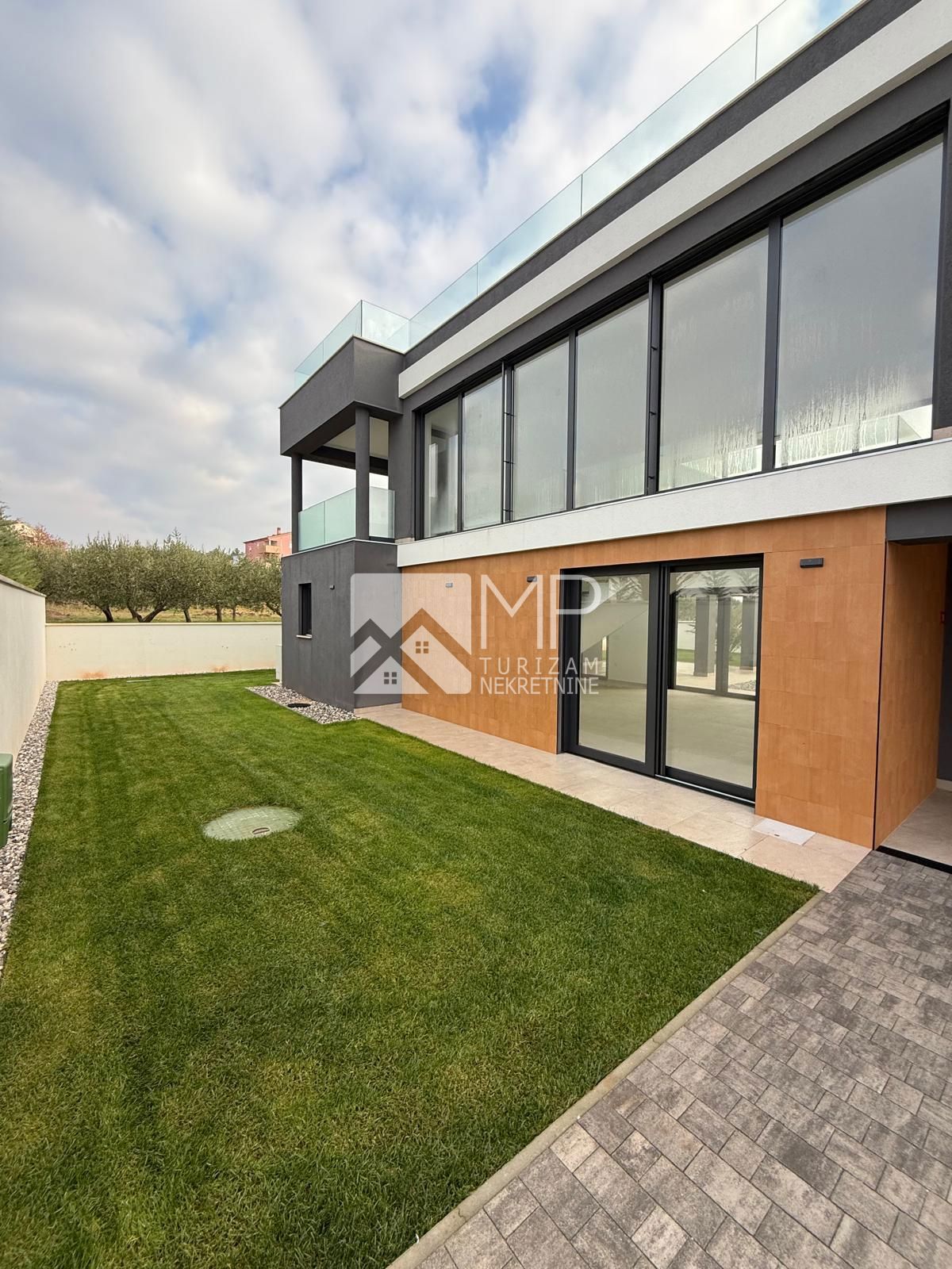 House For sale - ISTARSKA MEDULIN