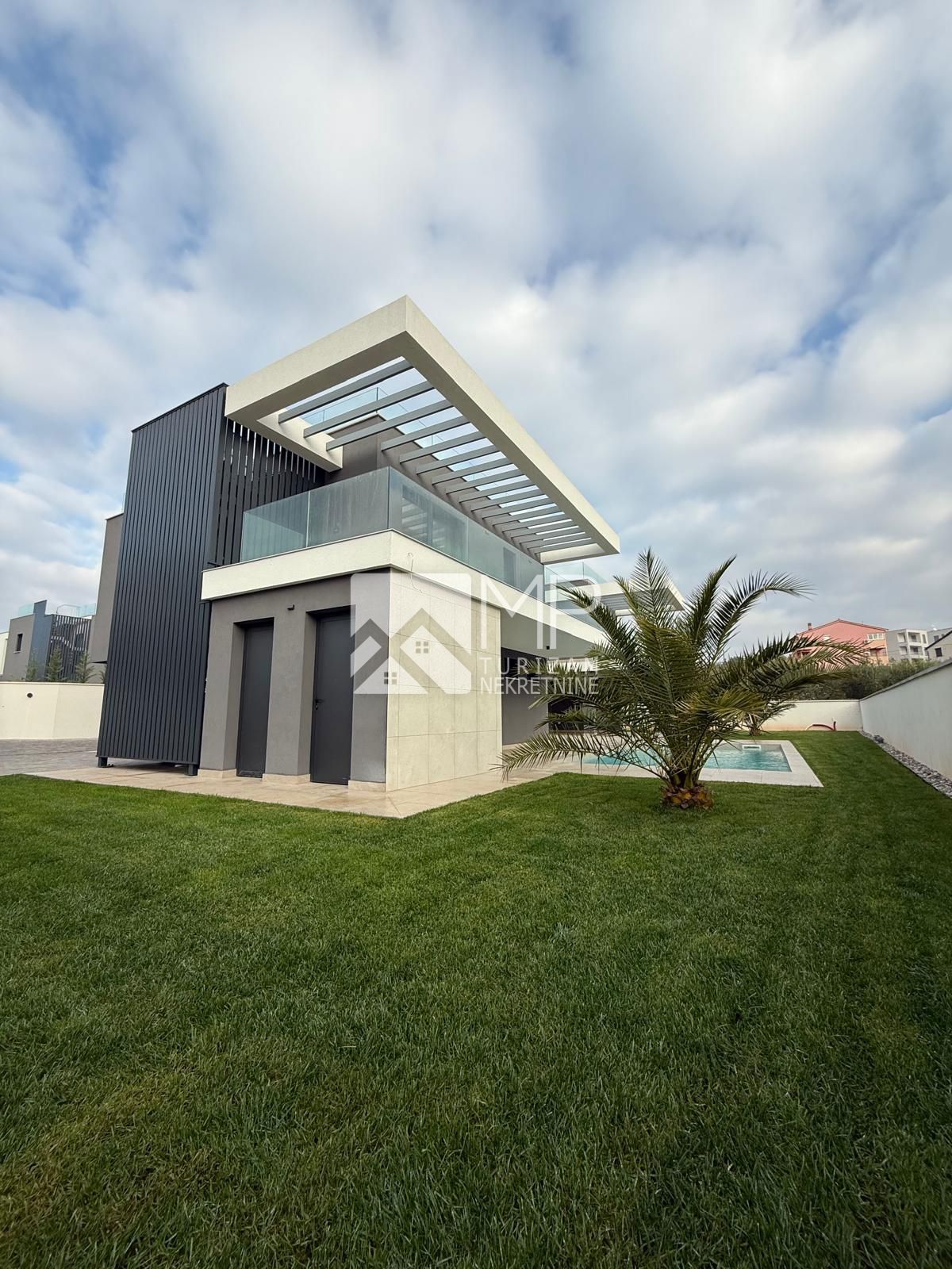 House For sale - ISTARSKA MEDULIN