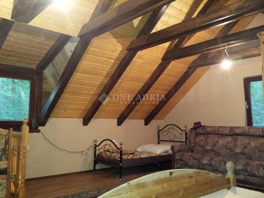 Dom Na predaj - KARLOVAČKA TOUNJ