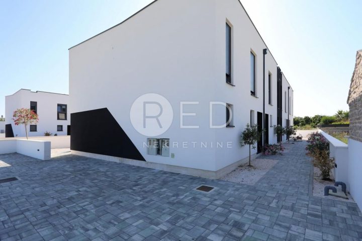 House for sale 99 m² – Privlaka