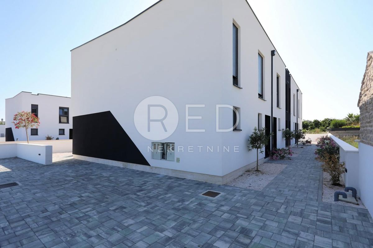 House For sale - ZADARSKA PRIVLAKA
