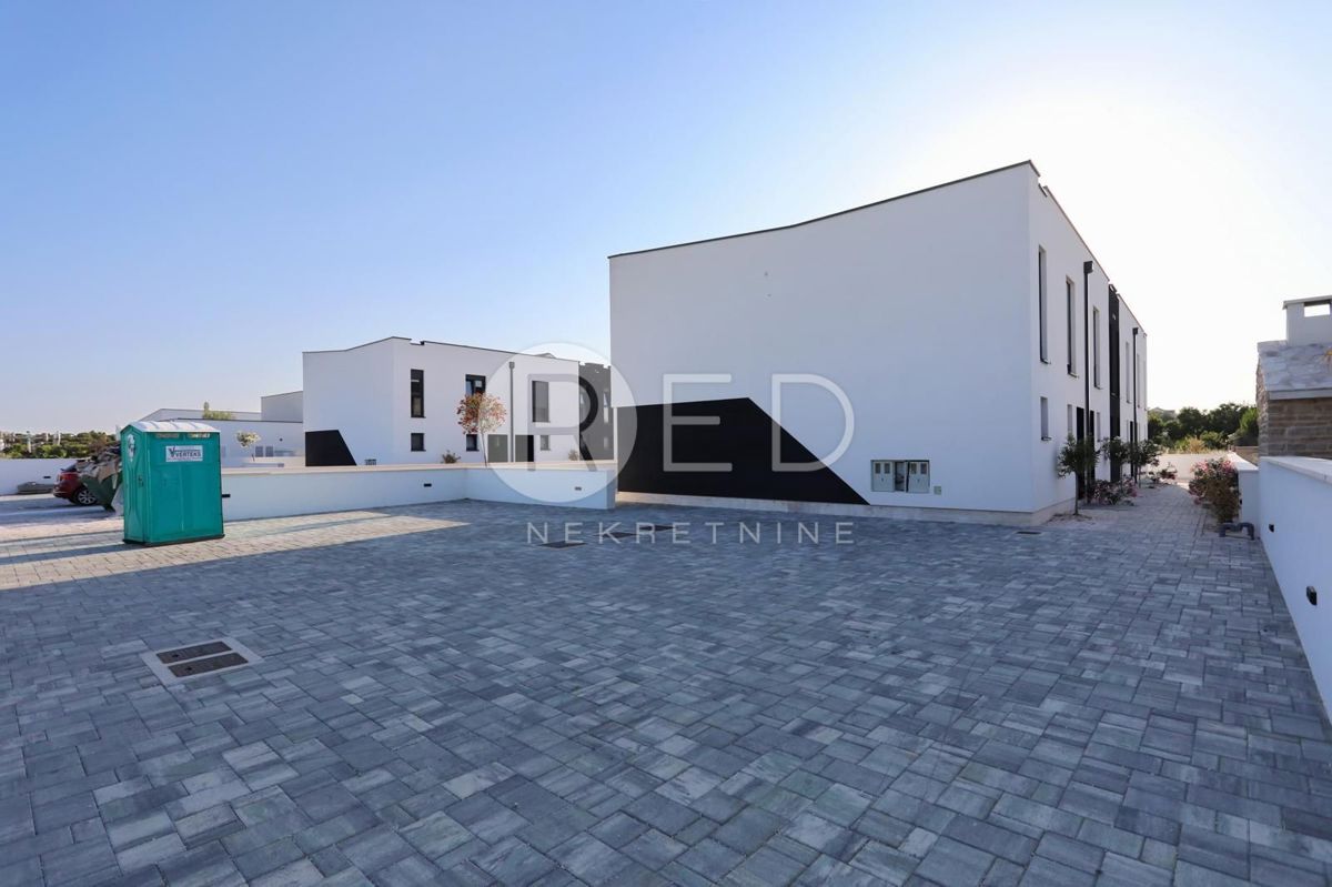 House For sale - ZADARSKA PRIVLAKA