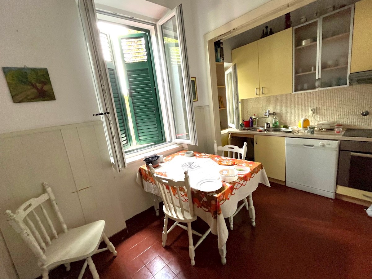 Flat For sale - SPLITSKO-DALMATINSKA SPLIT