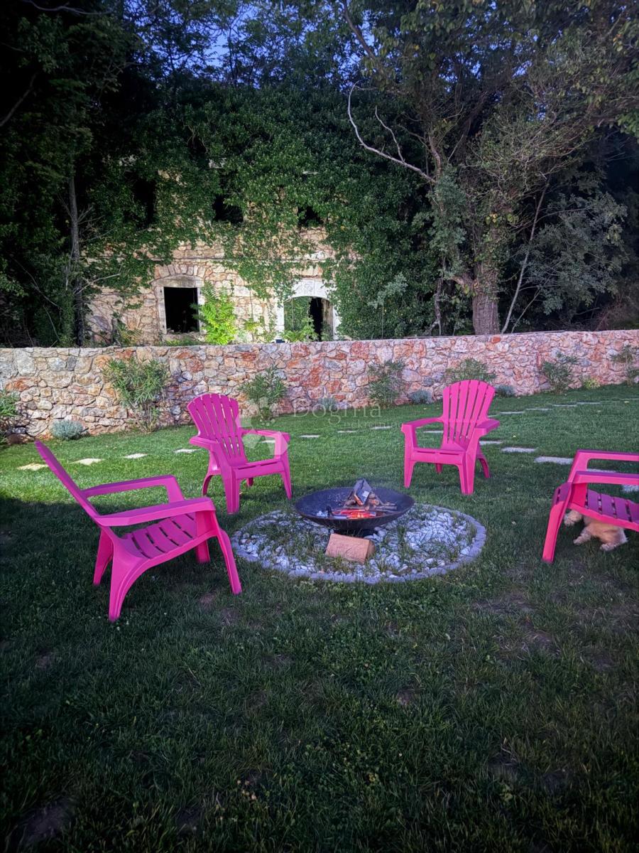 Kuća Na prodaju - PRIMORSKO-GORANSKA VINODOLSKA OPĆINA