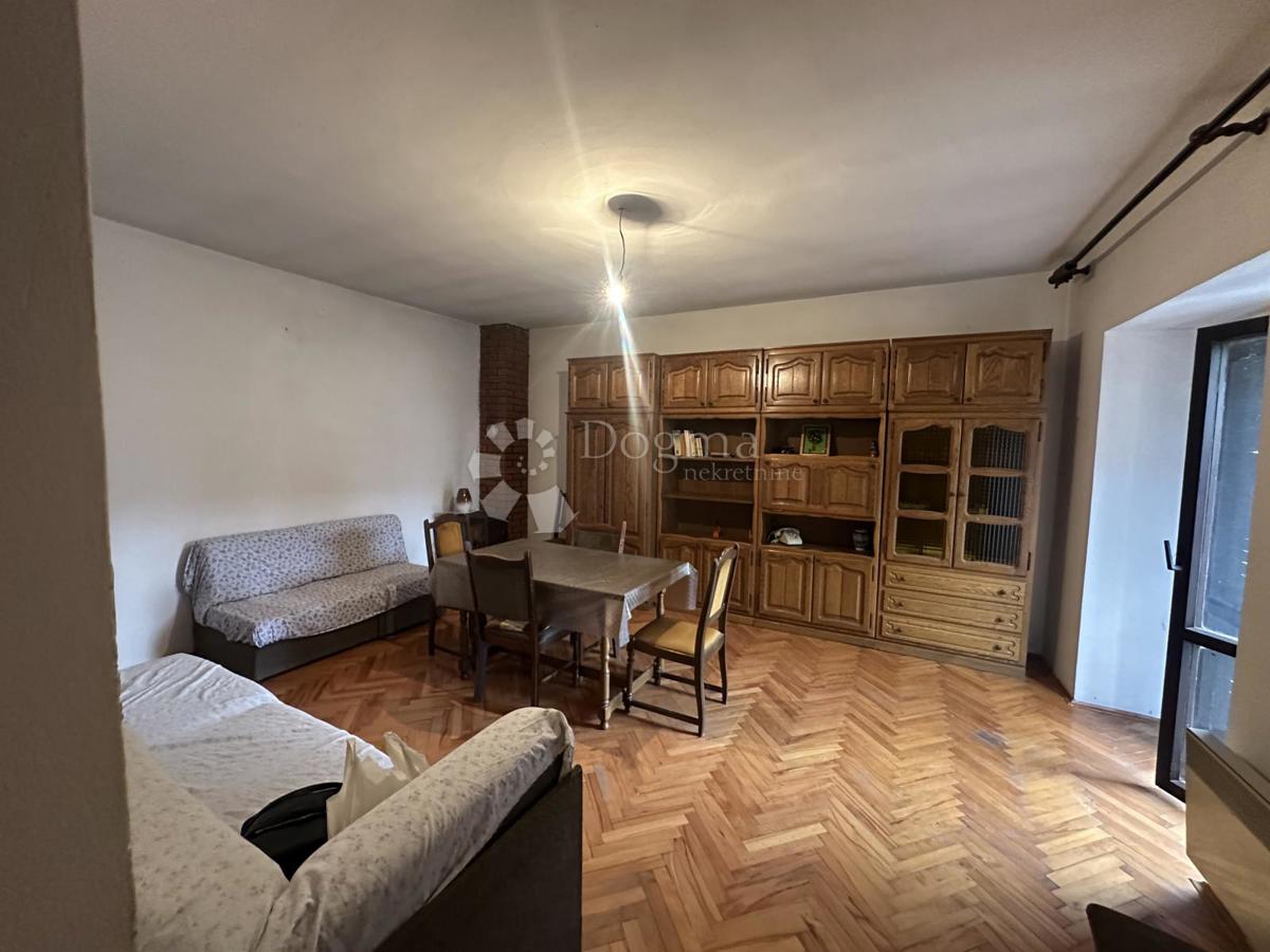 Hiša Na predaj - ŠIBENSKO-KNINSKA KNIN
