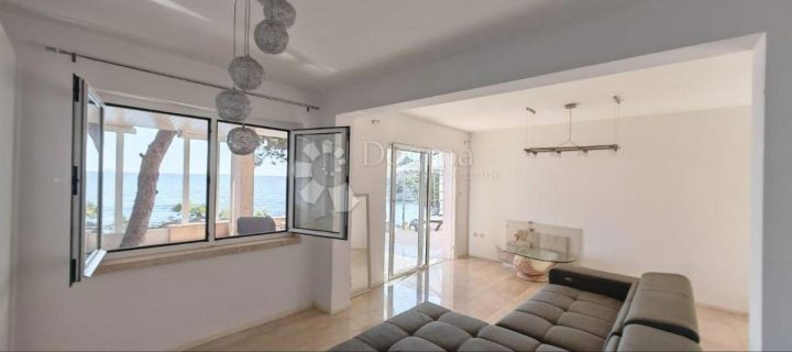 Apartmán na prodej 110 m² – Korčula