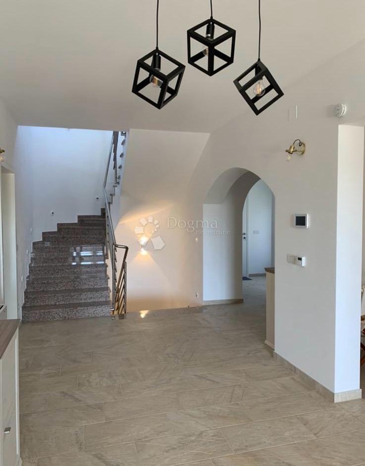 Casa In vendita - ZADARSKA BIOGRAD NA MORU