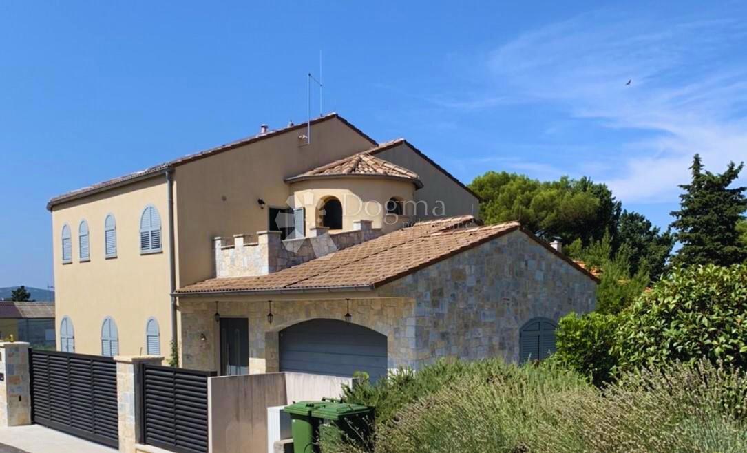 Casa In vendita - ZADARSKA BIOGRAD NA MORU