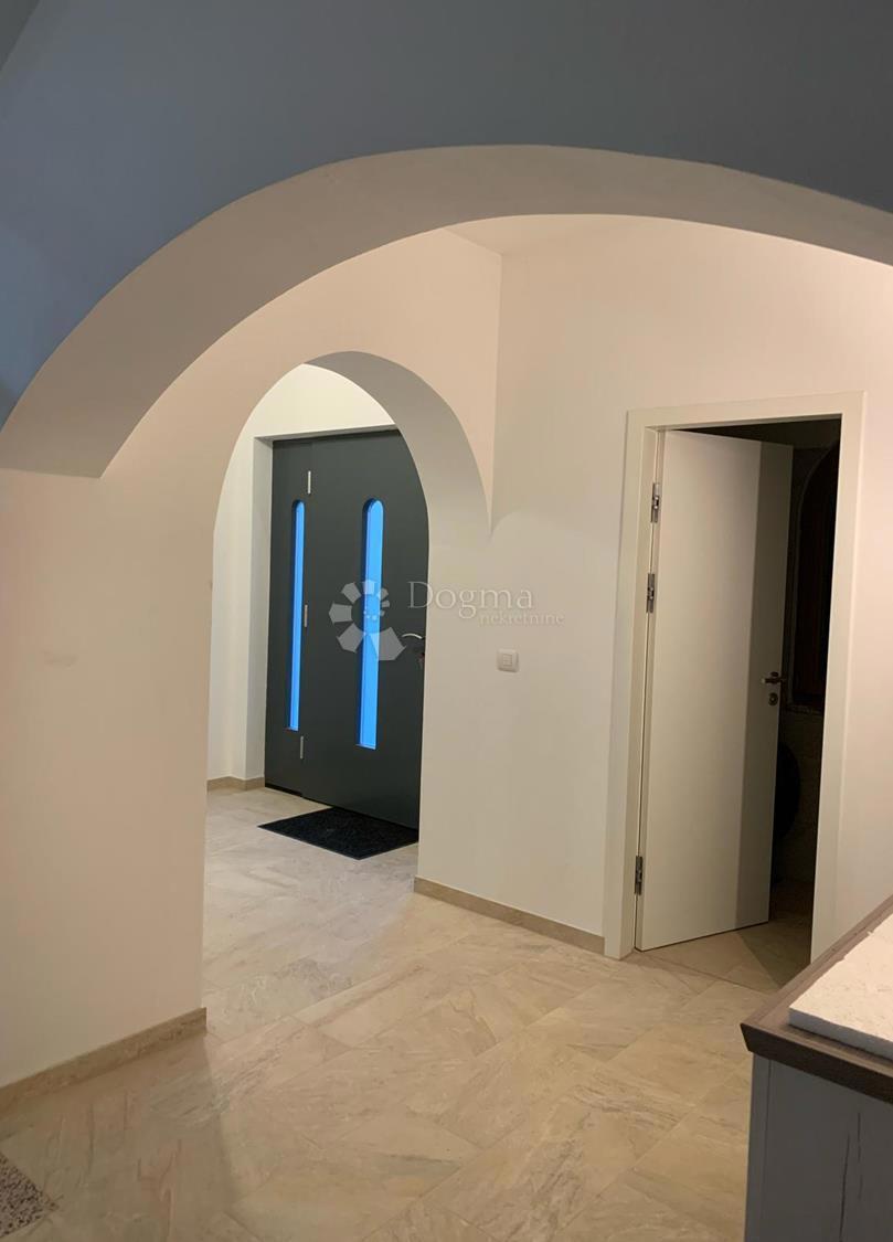 Casa In vendita - ZADARSKA BIOGRAD NA MORU