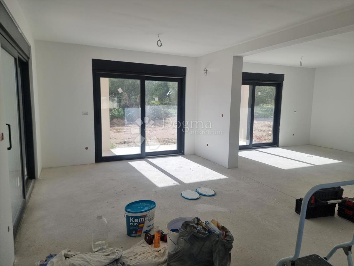 House For sale - ŠIBENSKO-KNINSKA VODICE