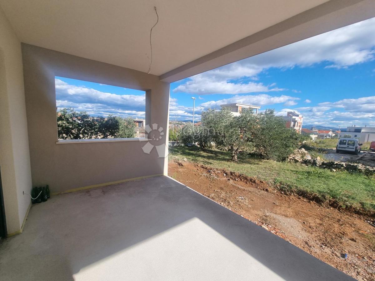 House For sale - ŠIBENSKO-KNINSKA VODICE