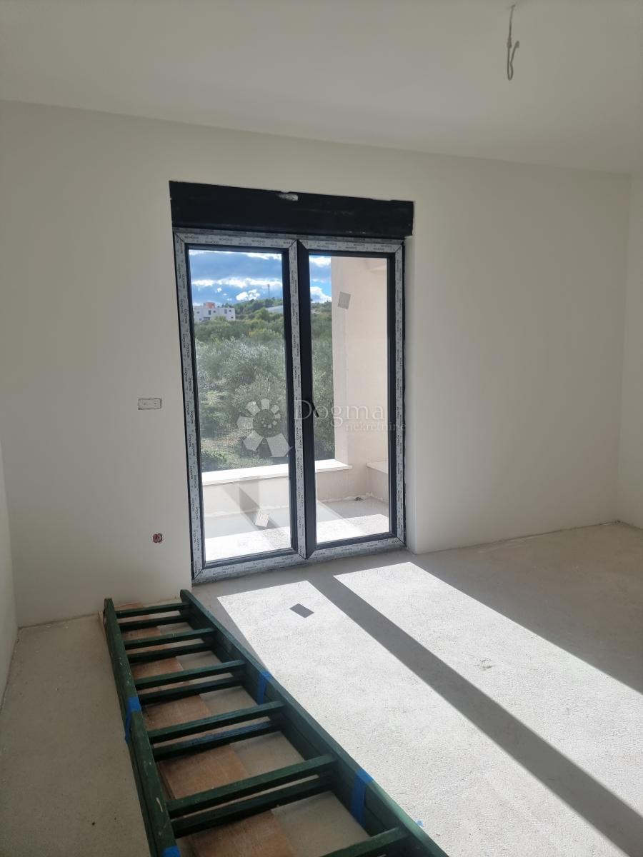 House For sale - ŠIBENSKO-KNINSKA VODICE
