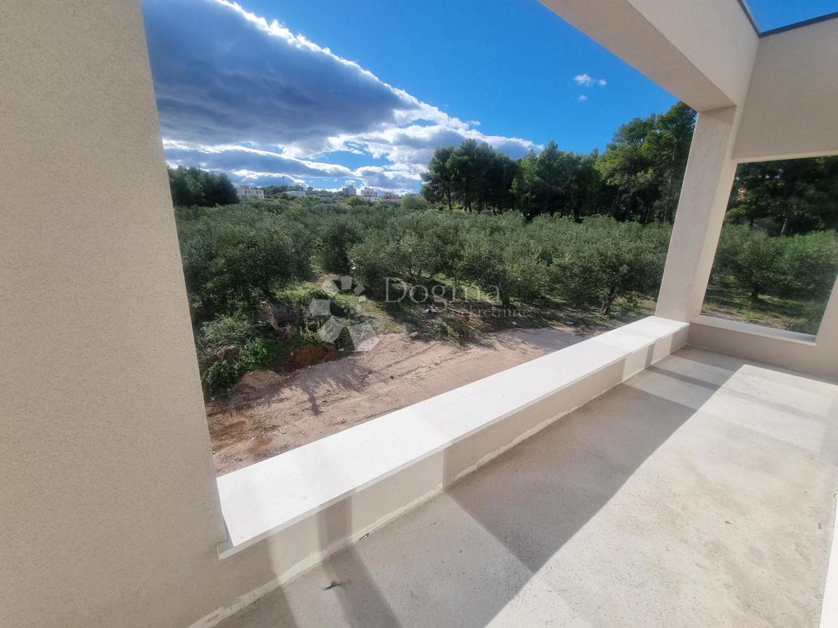 House For sale - ŠIBENSKO-KNINSKA VODICE