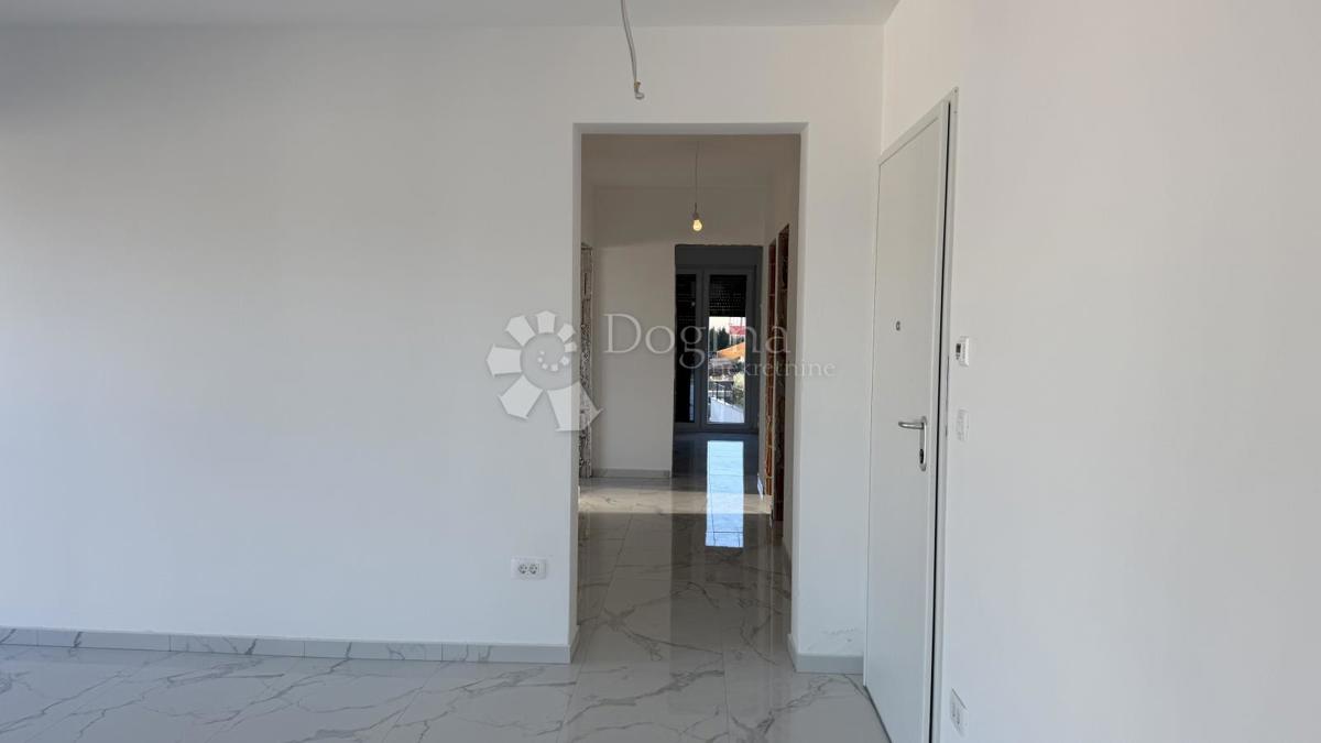 Flat For sale - SPLITSKO-DALMATINSKA ČIOVO