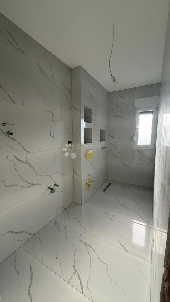 Flat For sale - SPLITSKO-DALMATINSKA ČIOVO