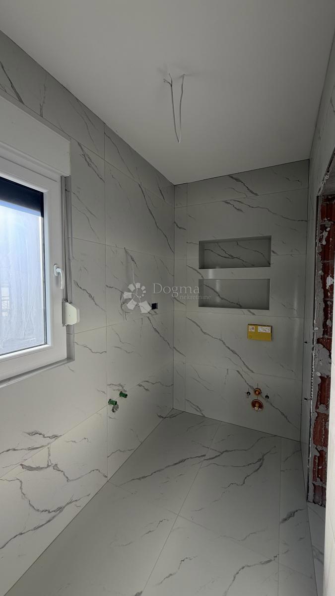 Flat For sale - SPLITSKO-DALMATINSKA ČIOVO
