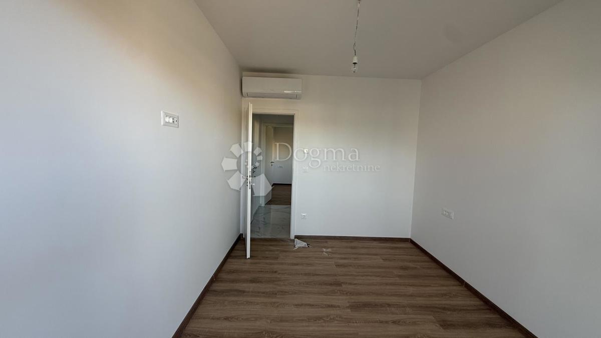 Flat For sale - SPLITSKO-DALMATINSKA ČIOVO