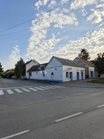 Lokal użytkowy Na sprzedaż - Osječko-baranjska Beli Manastir - foto 2/2