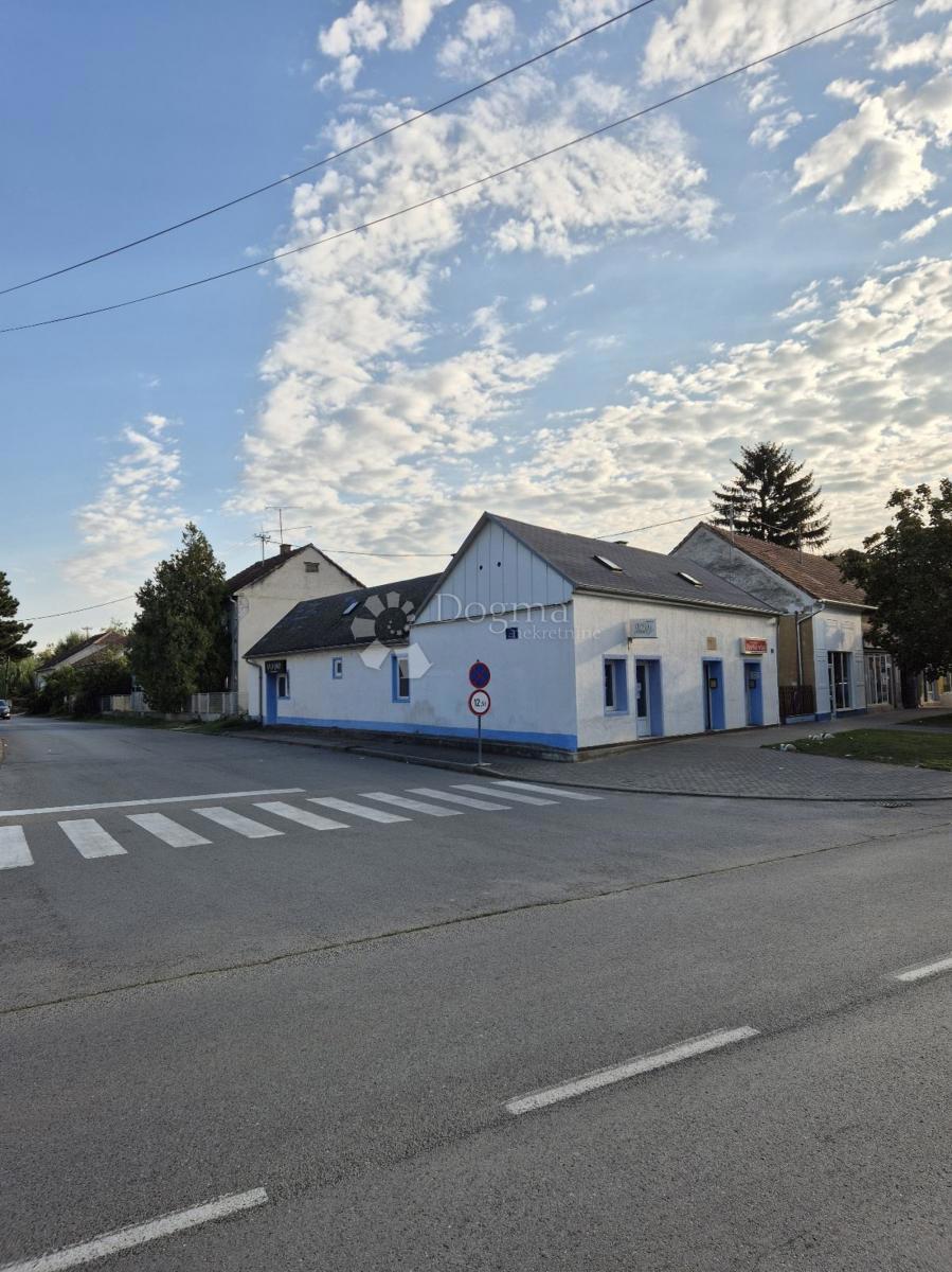 Poslovni prostor Na prodaju - OSJEČKO-BARANJSKA BELI MANASTIR