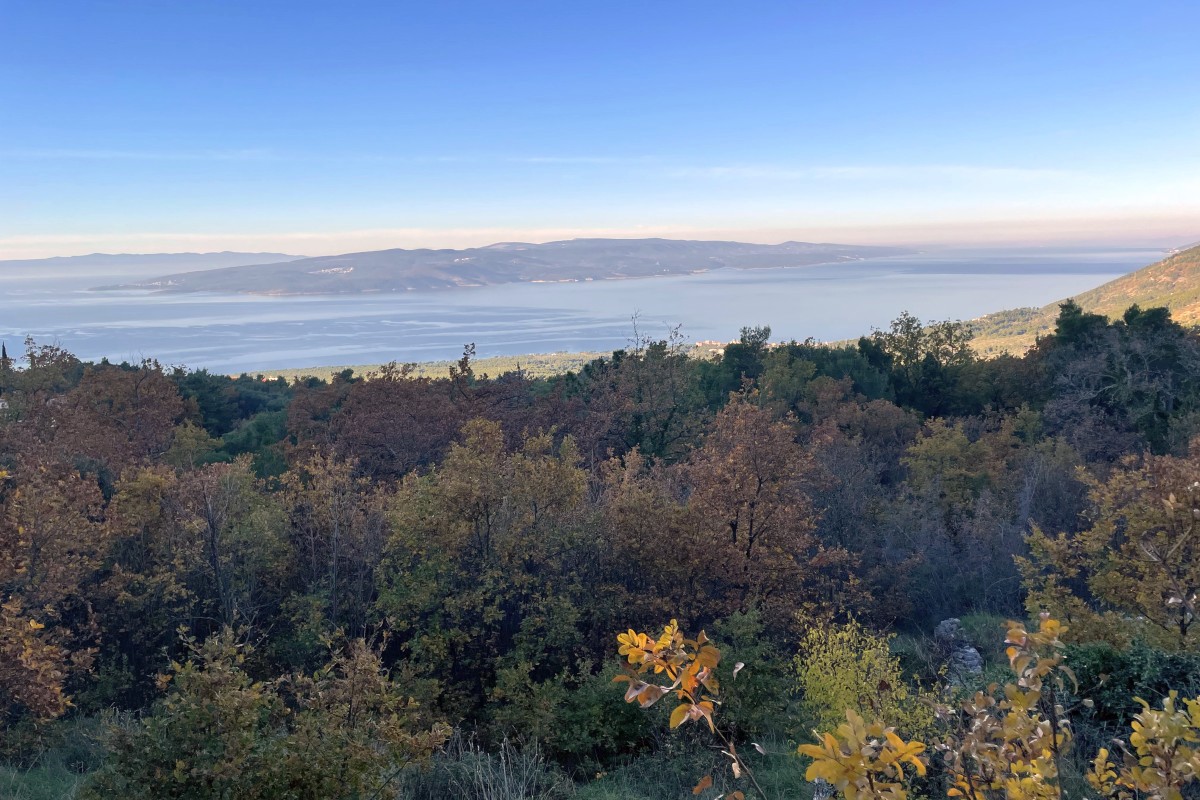 Pozemok Na predaj MAKARSKA