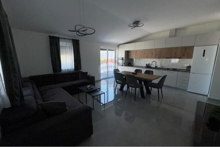 Dům na prodej 260 m² – Vir
