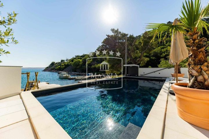 House for sale 290 m² – Starigrad