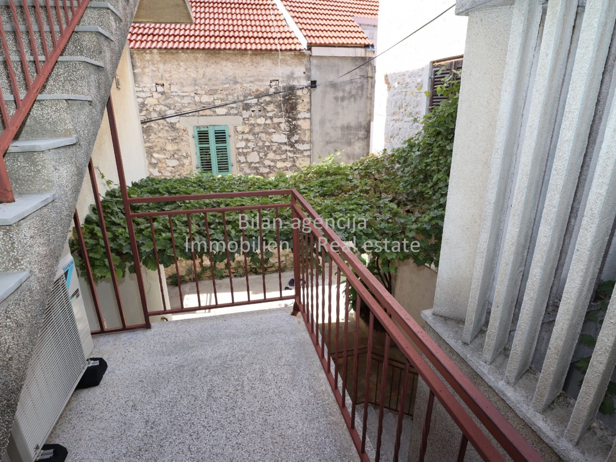 Flat For sale - ŠIBENSKO-KNINSKA VODICE