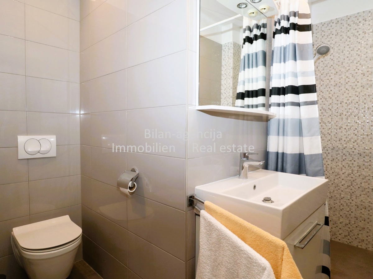Flat For sale - ŠIBENSKO-KNINSKA VODICE