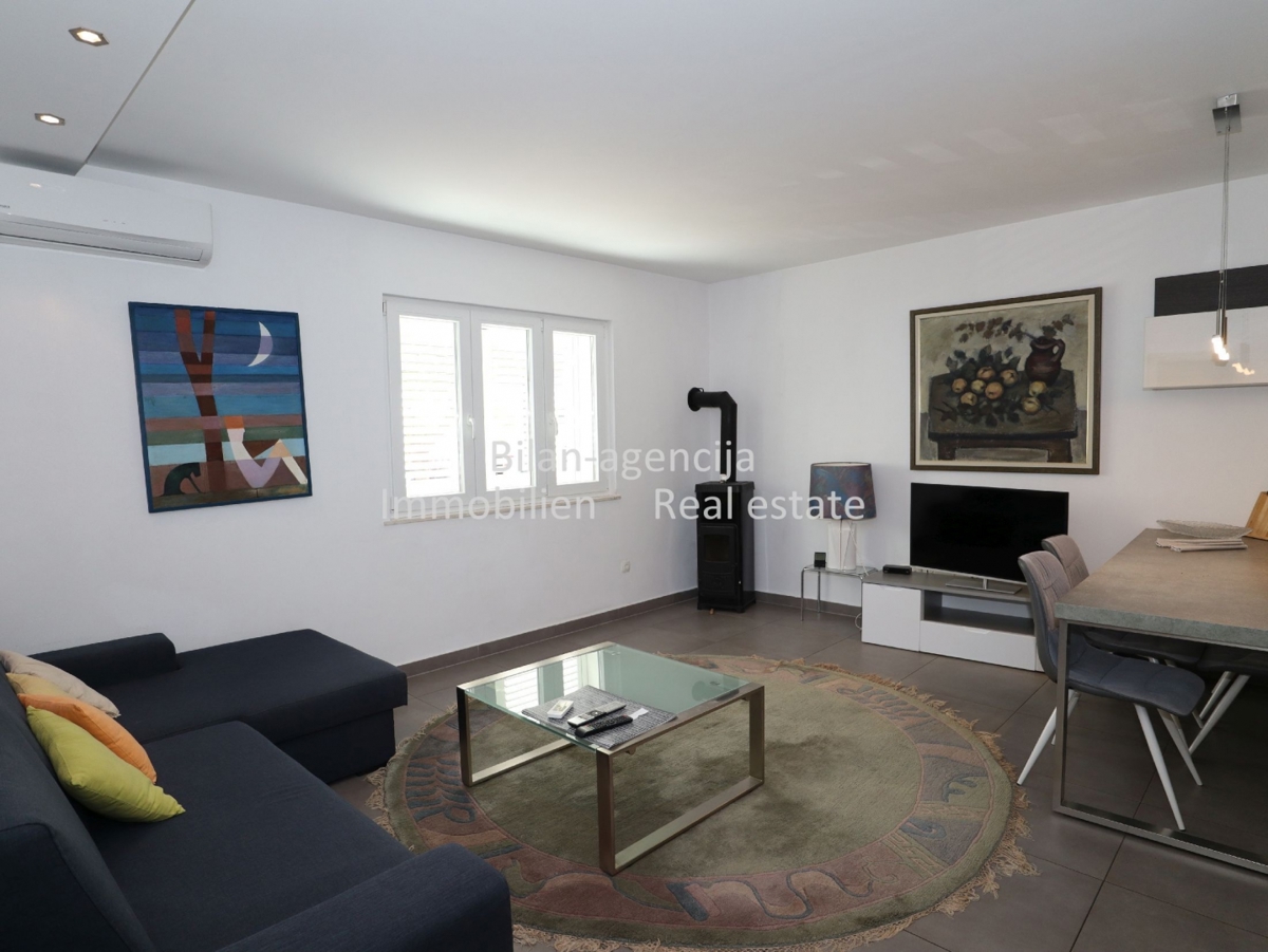 Flat For sale - ŠIBENSKO-KNINSKA VODICE