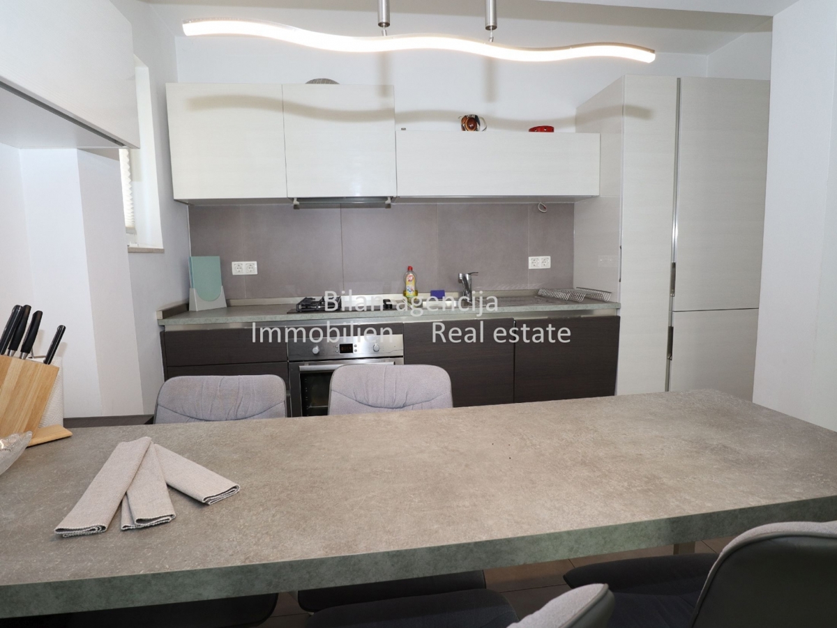Flat For sale - ŠIBENSKO-KNINSKA VODICE