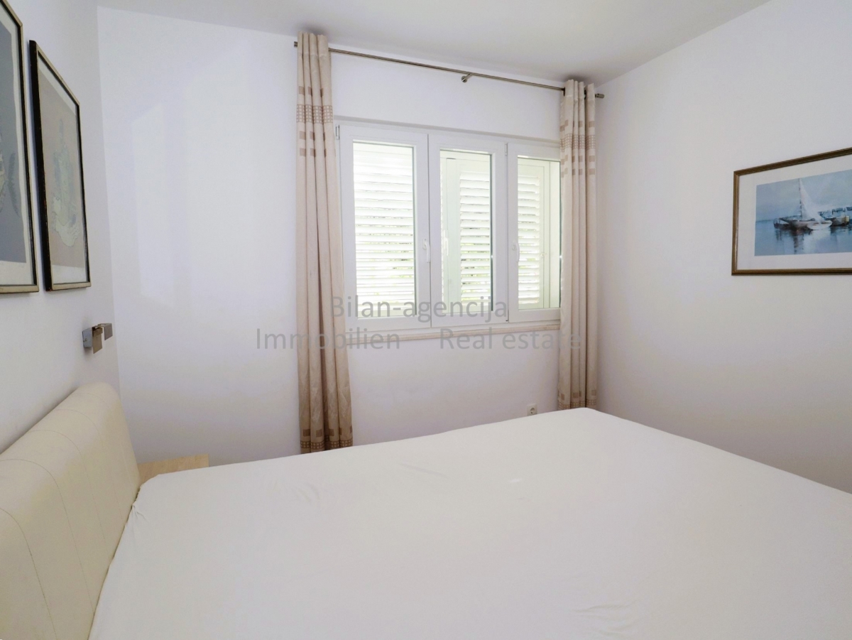 Flat For sale - ŠIBENSKO-KNINSKA VODICE