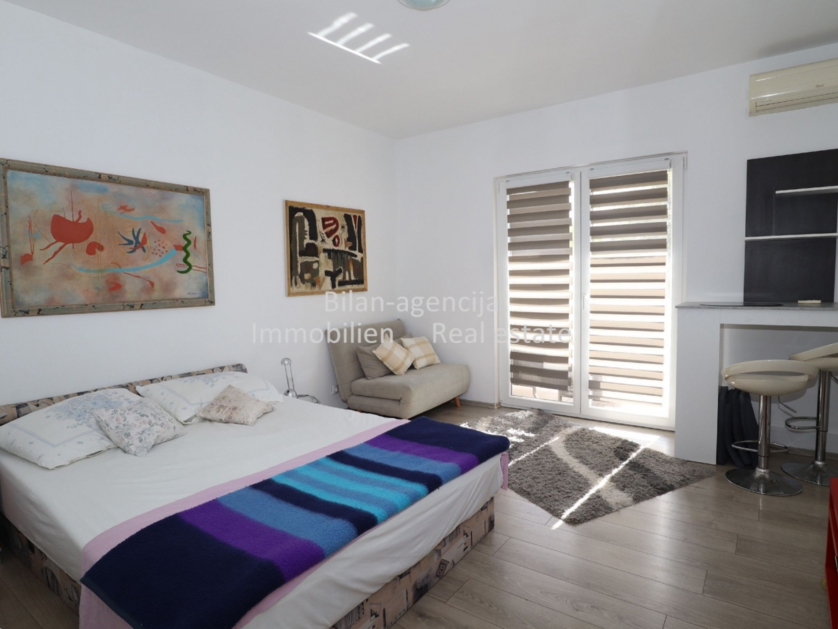 Flat For sale - ŠIBENSKO-KNINSKA VODICE