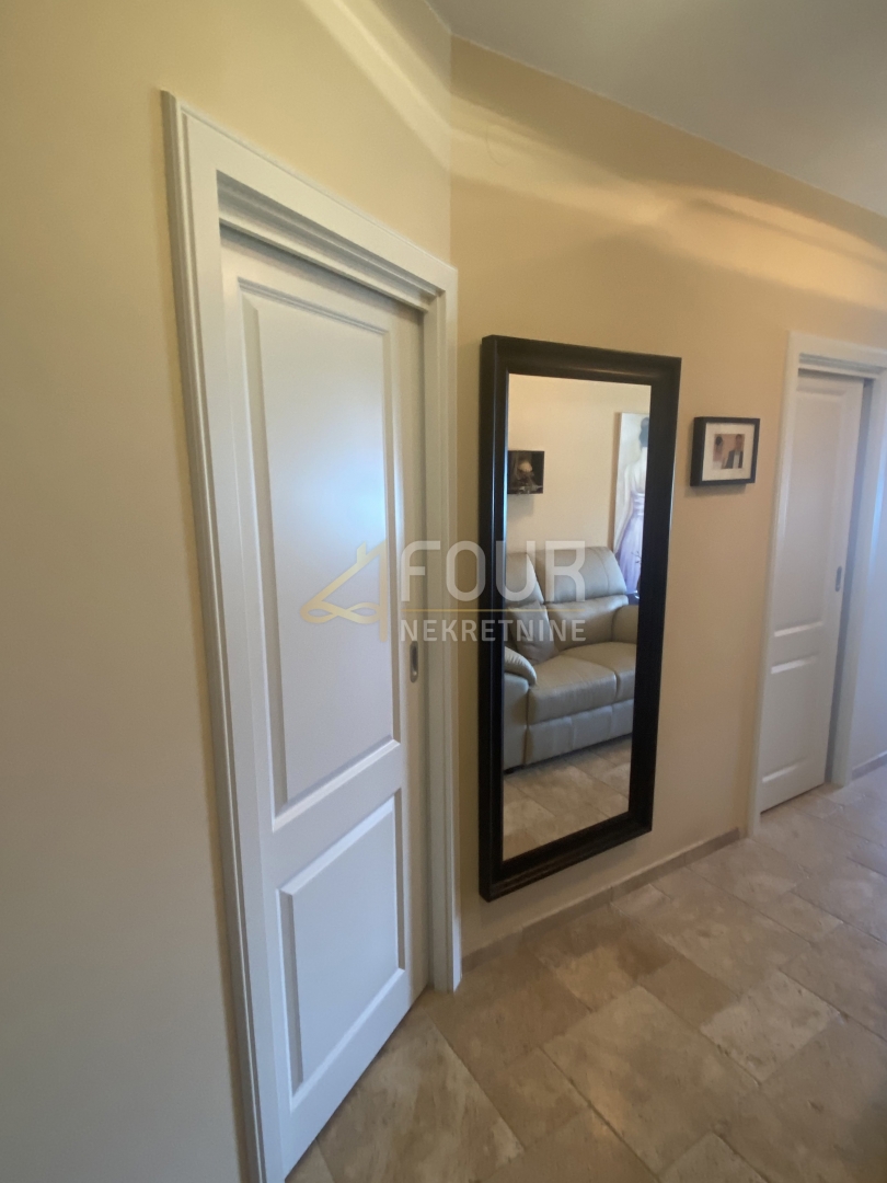 Apartma Na predaj - PRIMORSKO-GORANSKA KRK
