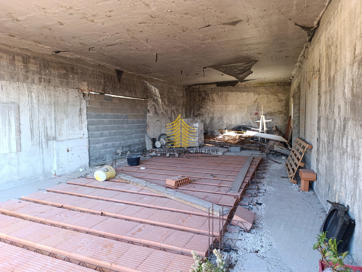 Locaux commerciaux À vendre - SPLITSKO-DALMATINSKA KAŠTELA